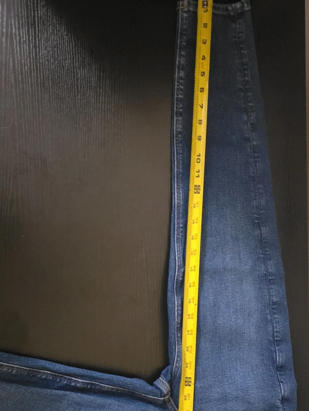 American Eagle Outfitters High-Rise Dark Blue Mom Jeans